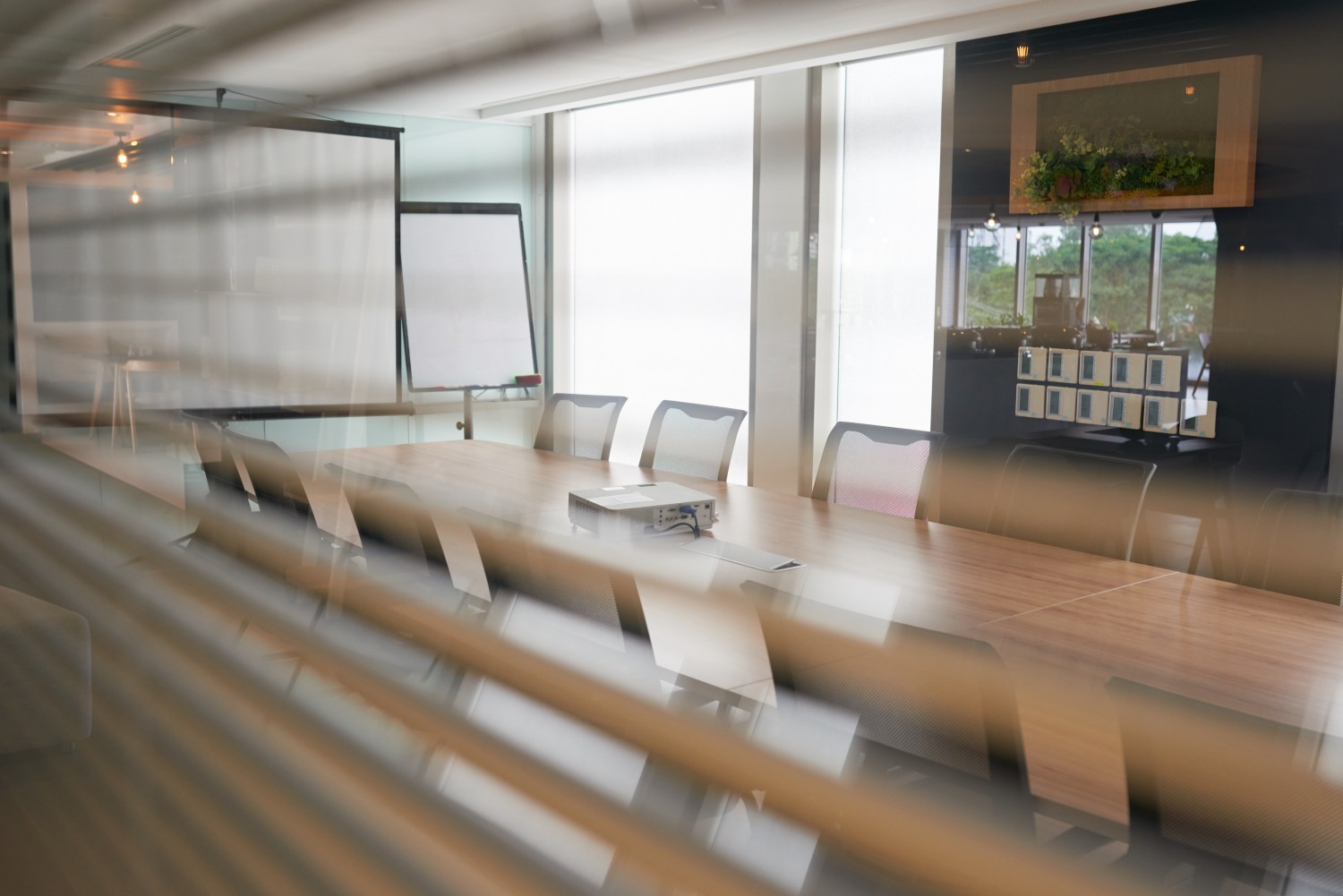 meeting-room-CaParas